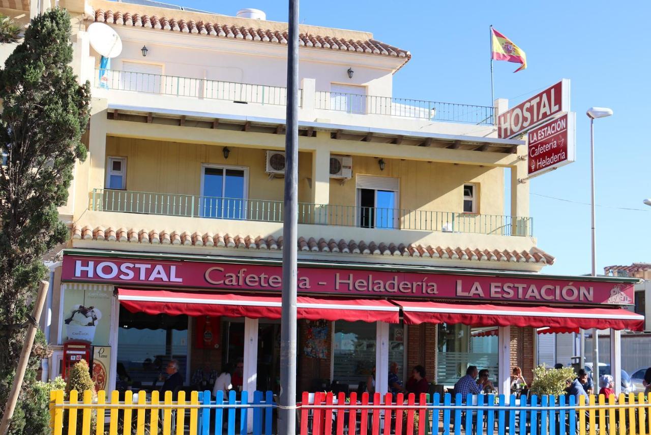 Hostal La Estacion Benajarafe Exterior photo