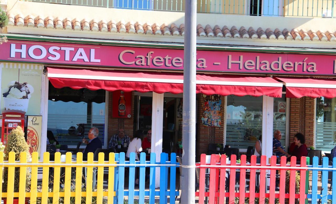 Hostal La Estacion Benajarafe Exterior photo